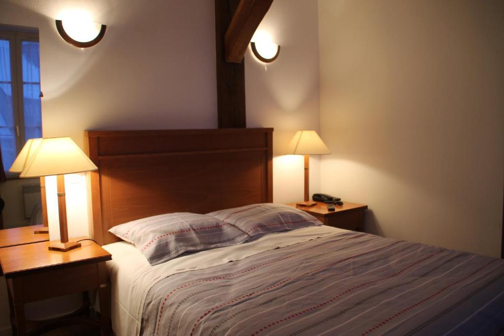 Hotel De L Image Illiers-Combray Номер фото